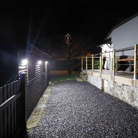 Maison 4 Facades En Pierres Du Pays Holiday home *